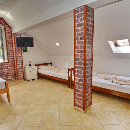 Apartments Mir I Dobro โกตอร์ ภายนอก รูปภาพ