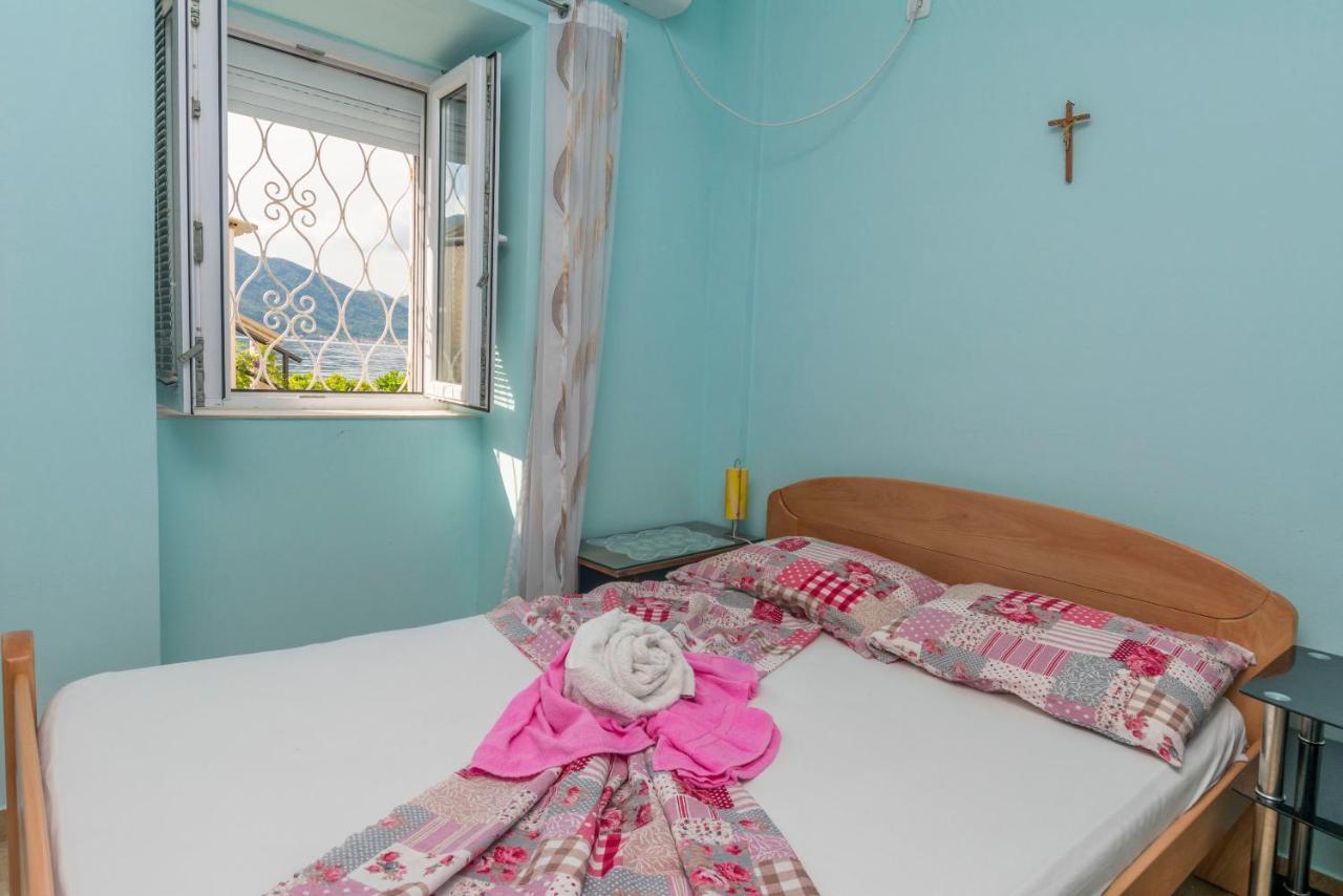 Apartments Mir I Dobro โกตอร์ ภายนอก รูปภาพ