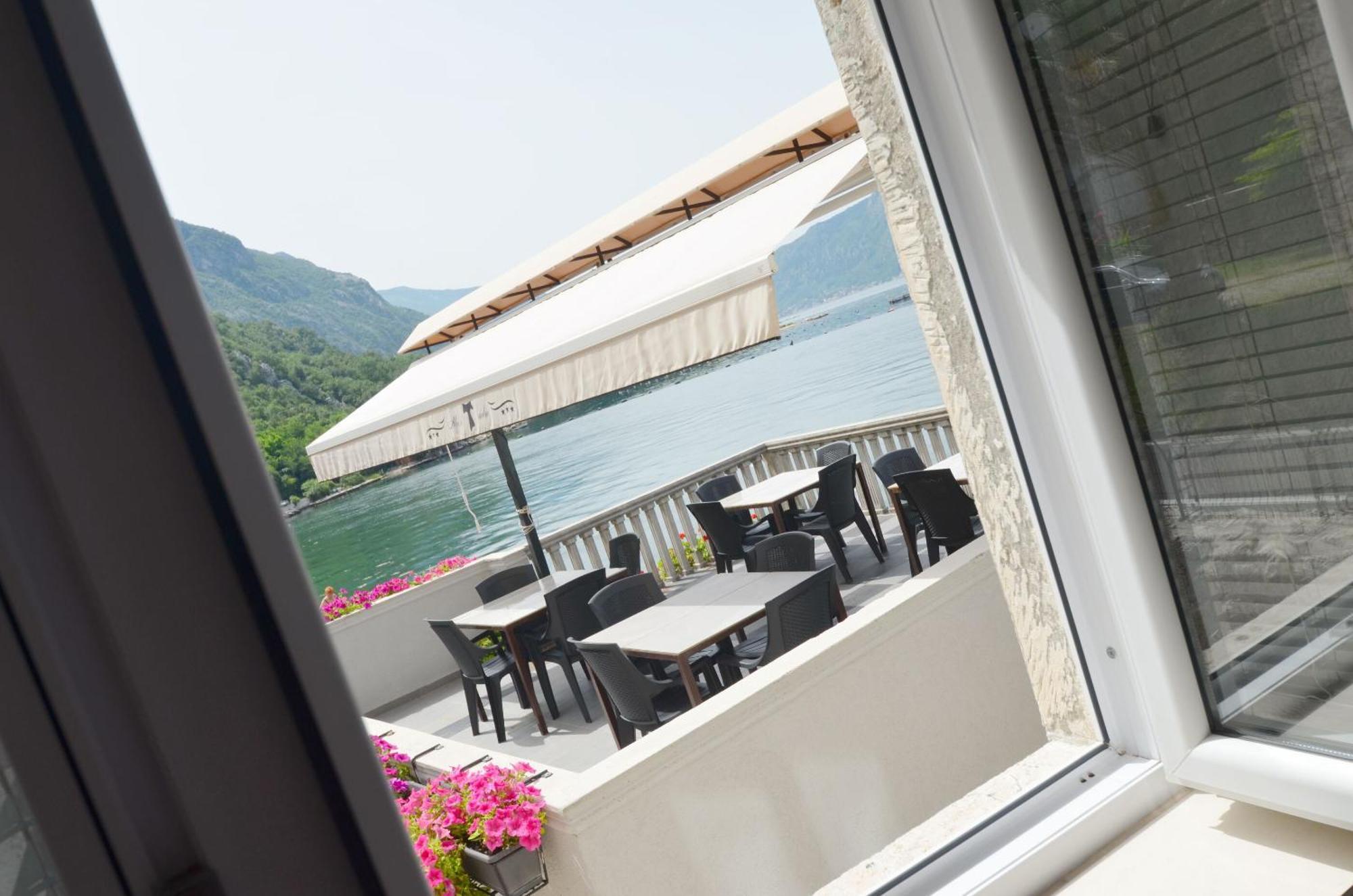 Apartments Mir I Dobro โกตอร์ ภายนอก รูปภาพ