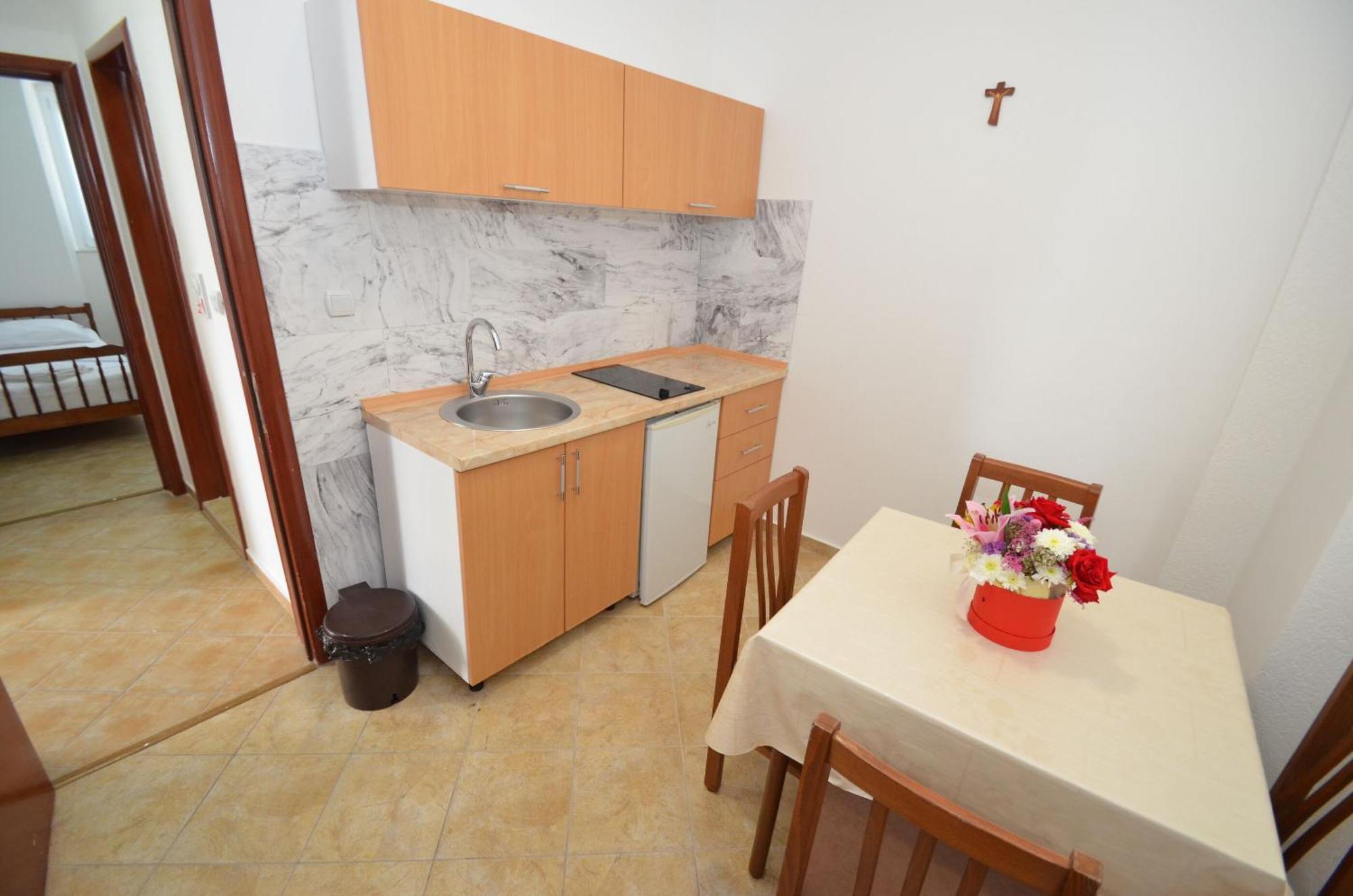 Apartments Mir I Dobro โกตอร์ ภายนอก รูปภาพ