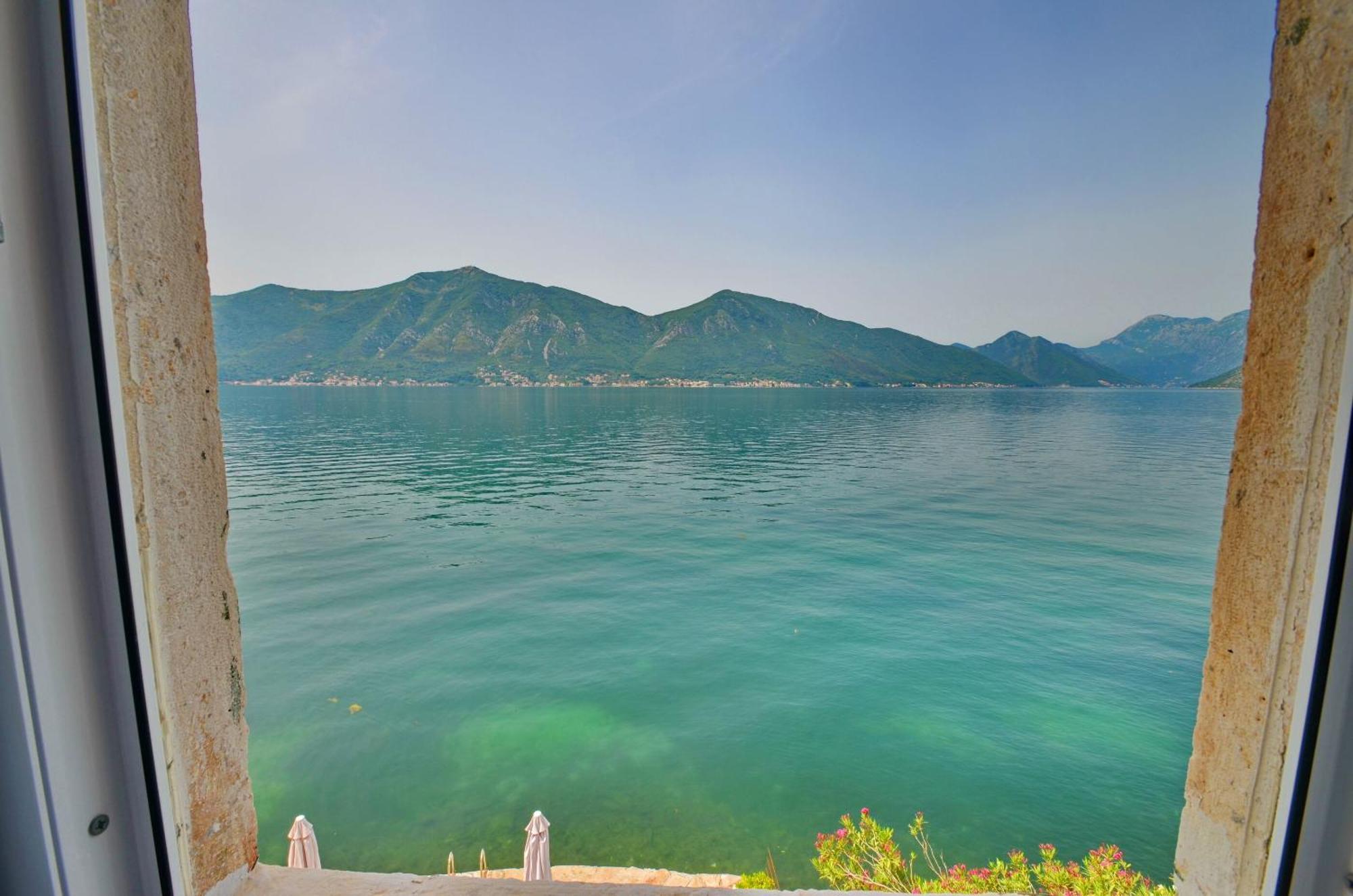 Apartments Mir I Dobro โกตอร์ ภายนอก รูปภาพ