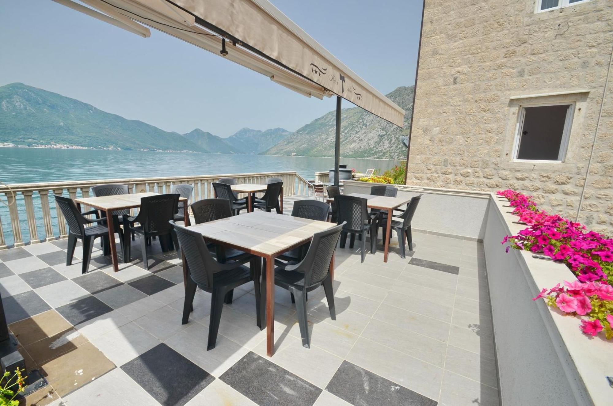 Apartments Mir I Dobro โกตอร์ ภายนอก รูปภาพ